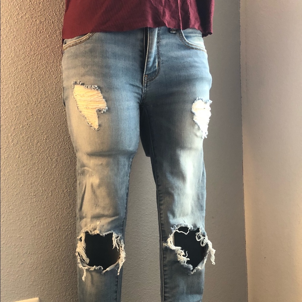 American Eagle Distressed Denim Jegging Size 2